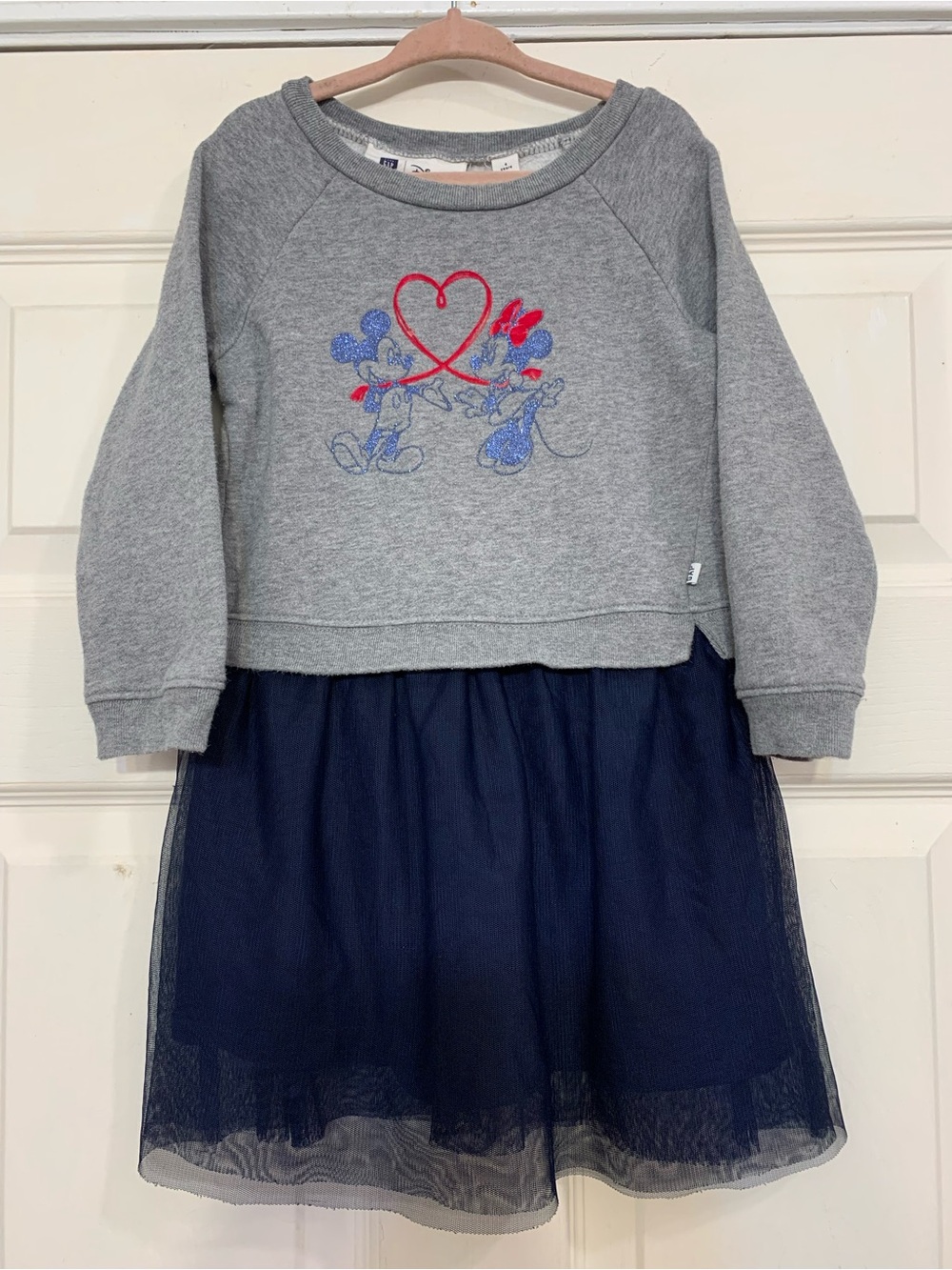Baby Gap Disney Mickey & Minnie Mouse Sweatshirt & Tulle 4yrs Dress.       4021R